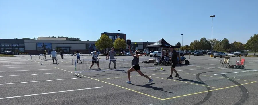 you can play pickleball on asphalt